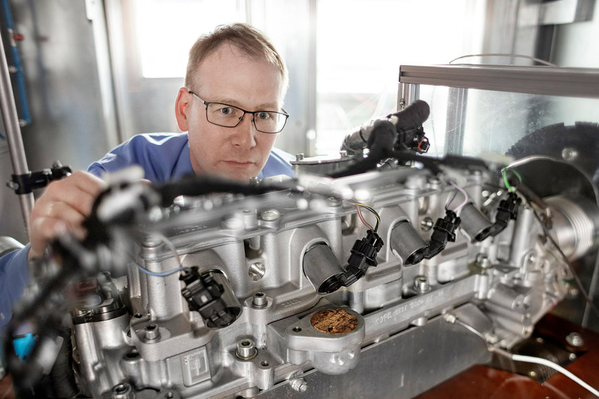 Start of the DTM season: Schaeffler forges ahead with technology transfer